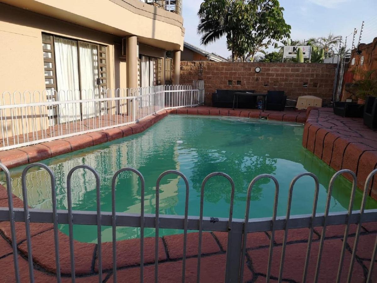 Dolphin Coast B&B Durban Esterno foto